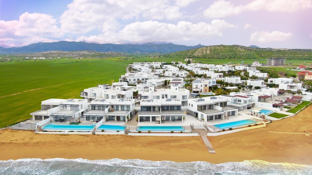 Caesar Beach Villas And Apartments Gastria المظهر الخارجي الصورة