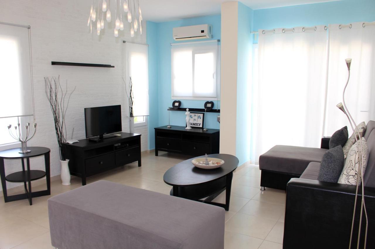 Caesar Beach Villas And Apartments Gastria المظهر الخارجي الصورة