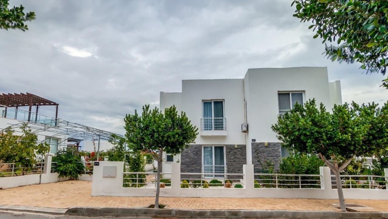 Caesar Beach Villas And Apartments Gastria المظهر الخارجي الصورة